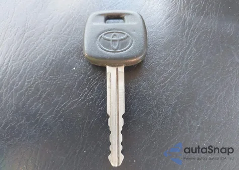 2015 Toyota Tacoma z USA, uszkodzony, nr VIN 5TFJX4CN1FX061307